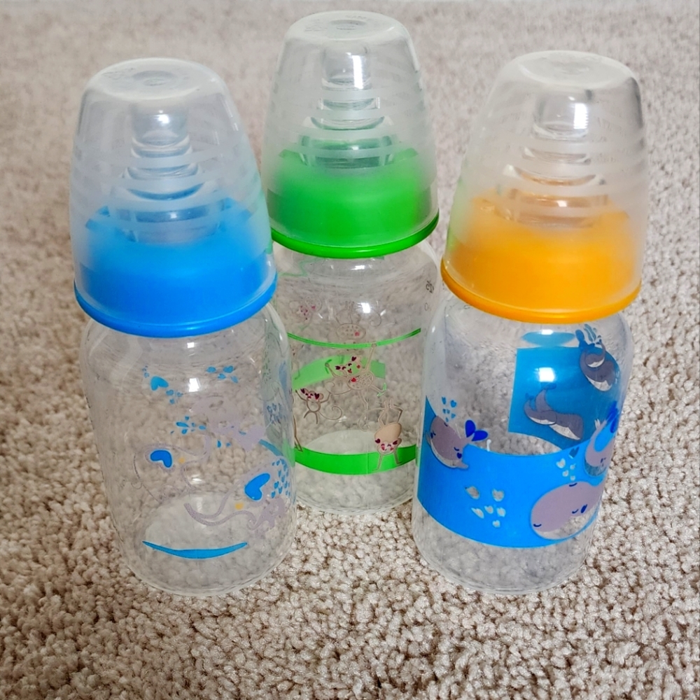 (3) 5oz Baby bottles